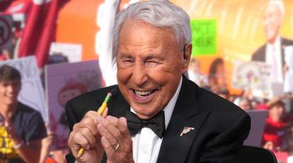 Lee Corso’s Wife & Family: 5 Fast Facts You Need to Know