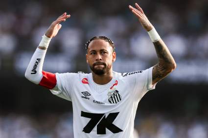 Santos Star Neymar Doesn’t Hold Back on Historic Career Loss