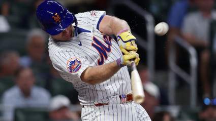 Mets 6-Foot-3, 245-Pound Slugger Reportedly Makes Decision on Future