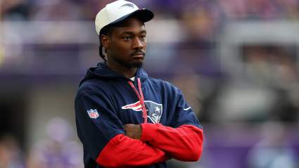 Patriots State Clear Expectations For WR Stefon Diggs in Week 1