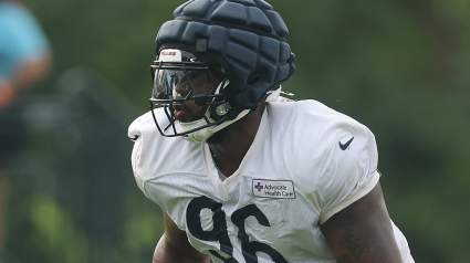 Chiefs Sign 2 Ex-Third-Round Talents, Make Practice Squad Reunion Official: Report