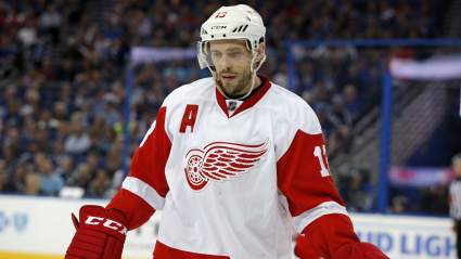 Red Wings Legend Shares Thoughts on Team