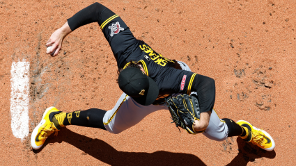 Yankees Have Strong Case to Trade for Ace as Girlfriend Eyes NYC