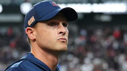 Bears Coach Ben Johnson Catches Heat For What He Did Between Quarters