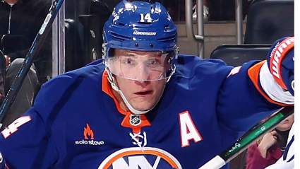 Canucks Trade Pitch Brings Back Familiar Face for No. 2 Center