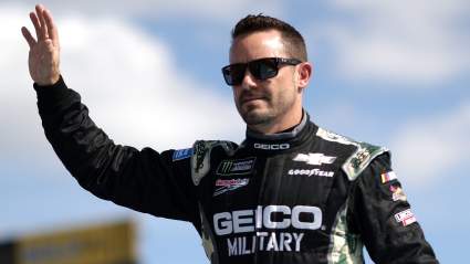 Casey Mears Signs Deal to Reach 600th NASCAR Start