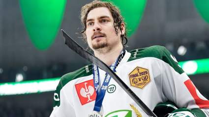 Unknown Import Shocks Oilers Camp With Push for McDavid’s Wing