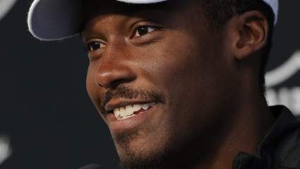 Raiders Sign Speedy Super Bowl Champion WR After Amari Cooper Retires