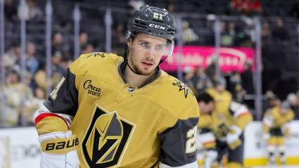 Trade Pitch Sees Maple Leafs Acquiring 23-Goal Scorer in 1-for-1 Swap