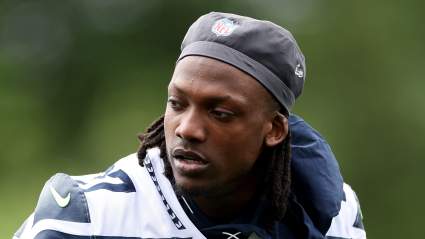 Seahawks HC Mike Macdonald Gives Cryptic 2-Word Answer on Riq Woolen