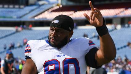 Bills DT’s Wife Sends Strong Message After Season-Ending Injury