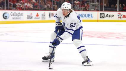 Maple Leafs Coach Drops Intriguing 2-Word Comment About Easton Cowan