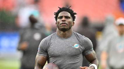 Trade Prediction Sends 8-Time Pro Bowler Tyreek Hill to Falcons