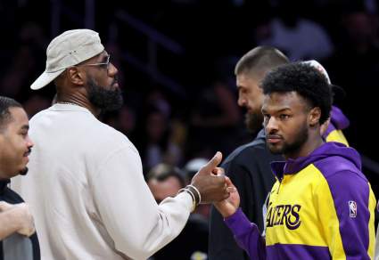 LA Knight Calls Out Lakers’ LeBron & Bronny James on WWE Raw