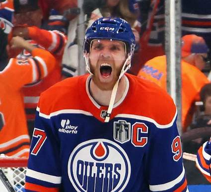 Connor McDavid Reveals What Oilers Commitment Looks Like