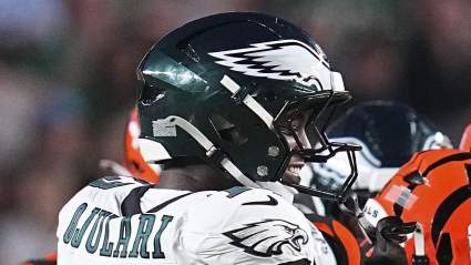 Eagles Predicted To Send Healthy-Scratch Edge To The AFC West