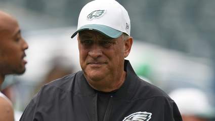 Eagles Trade Pitch Adds $17 Million Pass Rusher to Boost Vic Fangio’s Defense