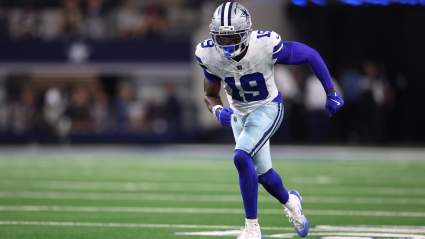 Cowboys Sign Speedy Wide Receiver to Active Roster