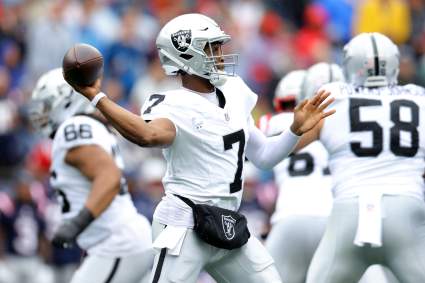 Raiders QB Geno Smith Earns Top Ranking From Analyst for Week 1 Performance