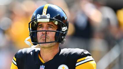 Steelers Projected to Replace Aaron Rodgers With Physically Gifted Dual-Threat QB