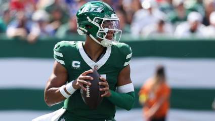 Jets Make Final Call on QB Justin Fields for Bucs Game