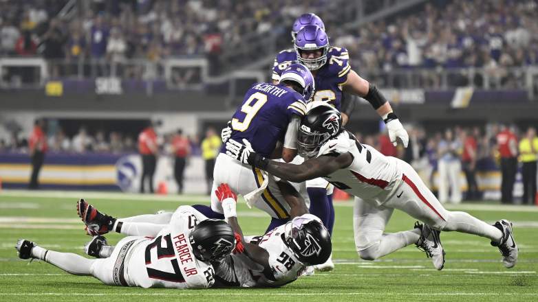 Falcons' defense sacks Vikings QB JJ McCarthy