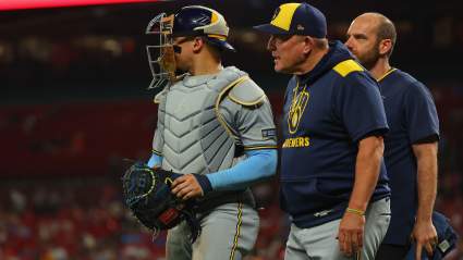 Brewers Get X-Ray Results After Catcher Exits Game with Hand Injury