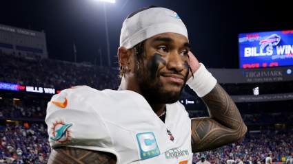 Dolphins’ Quarterback Fires Back At Critics Amid 0-3 Start