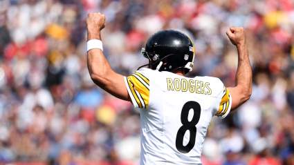 Steelers’ Aaron Rodgers Responds to Beating Brett Favre Accomplishment