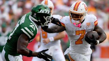 Jets Starter Suddenly on ‘Hot Seat’ After Surprising Trade