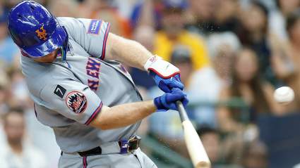 Red Sox Named ‘Fit’ For Mets 6-Foot-3, 245-Pound Free Agent Home Run King