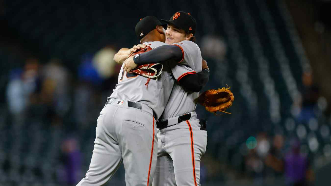 Giants Rookie Turns Heads With Comments on Rafael Devers