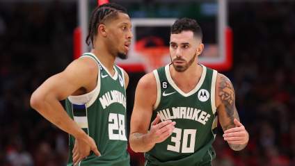 Former Bucks Guard Arrested for Obstructing Ambulance