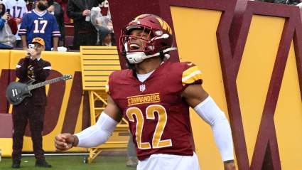 Steelers Add Ex-Starting Safety With DeShon Elliott Out; WR Signing on Hold: Reports