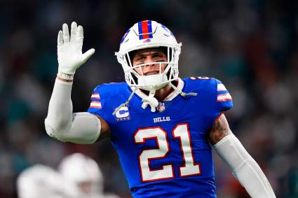 Buffalo Bills Safety Jordan Poyer Questionable To Return vs Jaguars