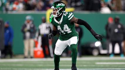 Jets Bench $44 Million Team Captain During Win Over Bengals