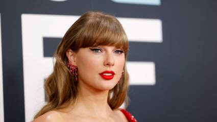 Travis Kelce Has 4 Words for Taylor Swift’s New Album