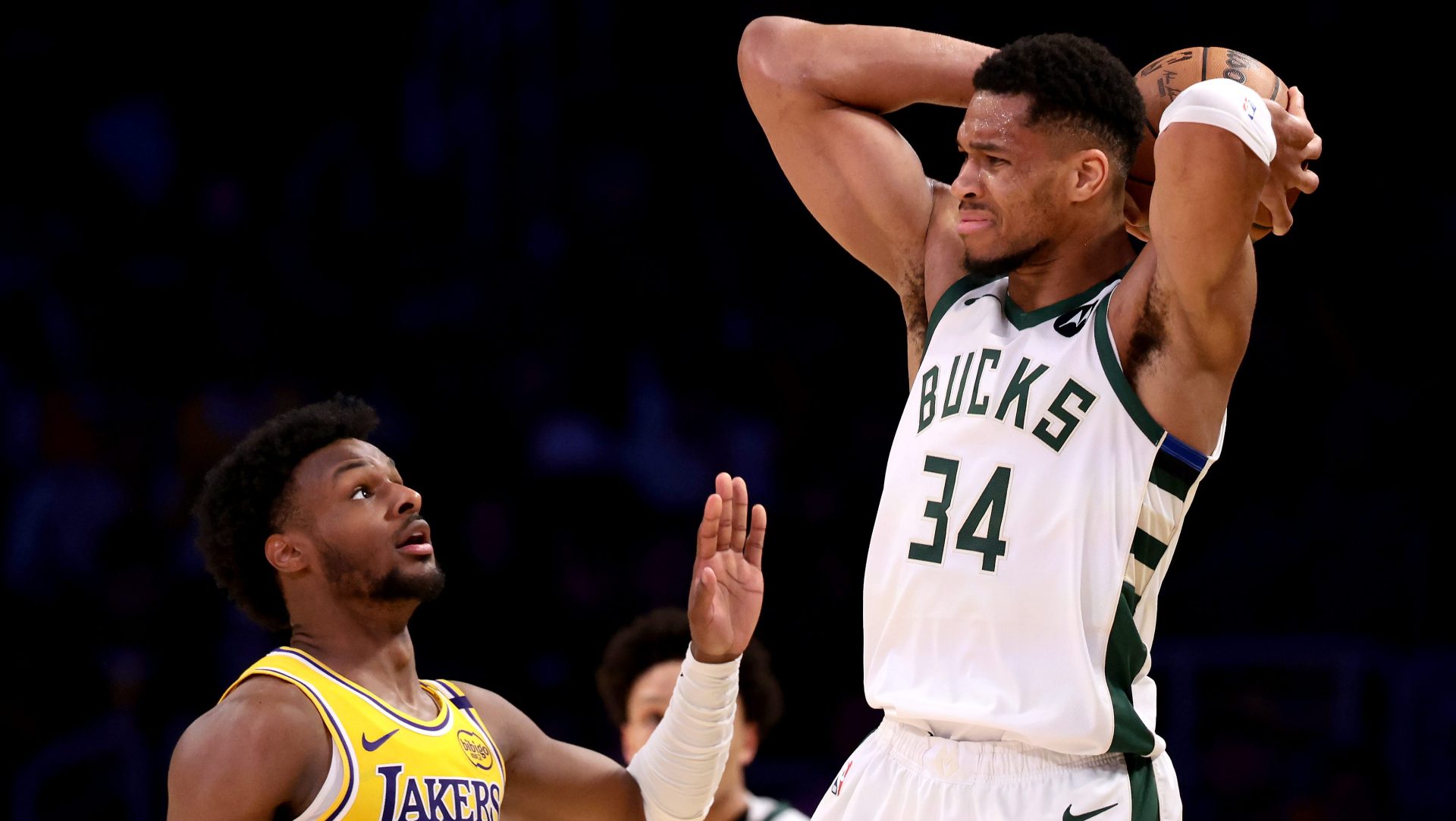Lakers Face Harsh Truth as Giannis Saga Heats Up - HEAVY