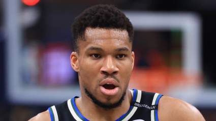 Warriors Insider ‘Pours Cold Water’ on Potential Bucks’ Giannis Antetokounmpo Trade