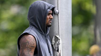 Browns Get Troubling News on Polarizing QB Deshaun Watson