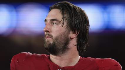 Bears Sign Ex-Packers Starting OL After Move With Braxton Jones
