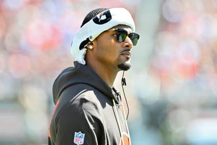 Browns Coach Sends Strong Message on Deshaun Watson’s Role With QBs