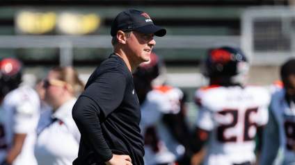 Former National Championship-Winning Coach Interested in Oregon State Opening