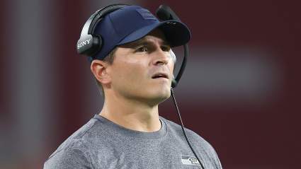 Seahawks Cut Ties With Playmaker Before Bucs Game & Immediately Signs With New Team