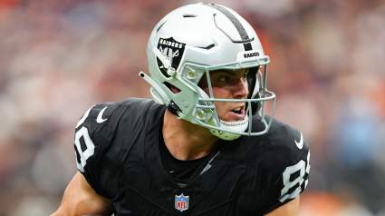 Raiders Receive Big Update on TE Brock Bowers Before Colts Game