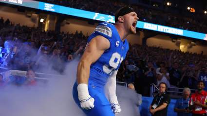 Lions Make Puzzling Call on Edge-Rusher at NFL Trade Deadline