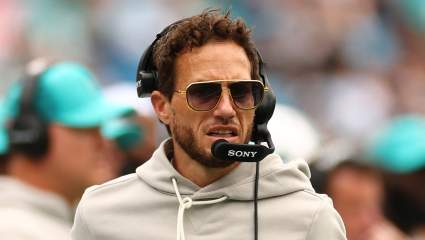 Dolphins Mike McDaniel Provides Clarity on Player-Led Meetings