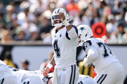 Cowboys QB Dak Prescott Sends Bold Message on Makeshift Offensive Line