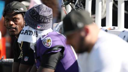 Ravens Make Pro Bowl QB Move After Lamar Jackson Update