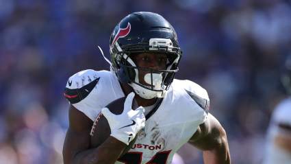 Texans GM Praises RB Nick Chubb Amid Rookie Woody Marks’ Rise